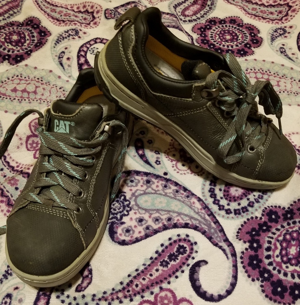 Size 6 Steel-toed women's shoes